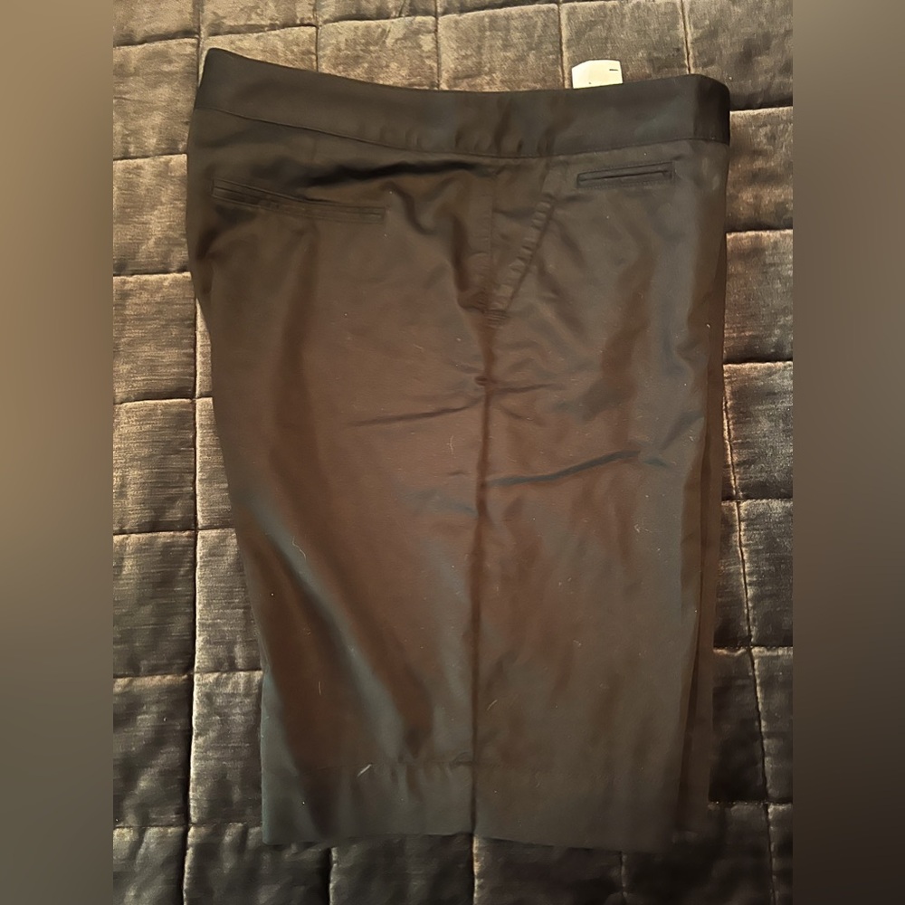 NWT Dockers Shorts Black.  Size 16.  Never worn.    Great length